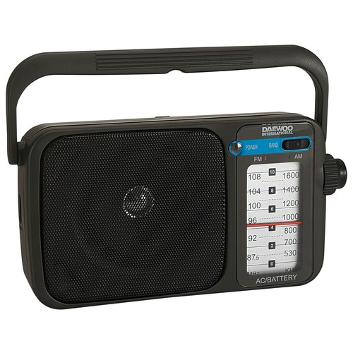 Radio portátil analógica AM y FM, antena telescópica y asa de sujeción.