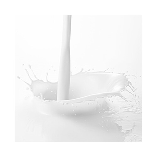 GARNIER Agua micelar desmaquillante con leche hidratante, especial para pieles secas y sensibles GARNIER Skin active 400 ml.