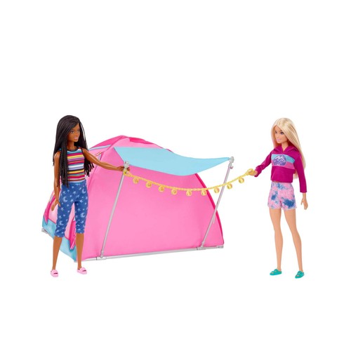 BARBIE Cosa de dos Malibu y Brooklyn con carpa de camping Dos muñecas con tienda de campaña y 20 accesorios, MATTEL HGC18.