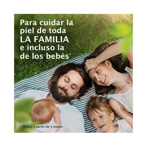 LE PETIT MARSELLAIS Gel para ducha o baño calmante con flor de Aciano, para bebés y pieles sensibles 400 ml.
