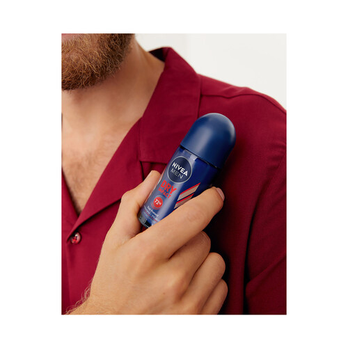 NIVEA Desodorante roll on para hombre con protección anti transpirante hasta 72 horas NIVEA Men dry impact 50 ml.