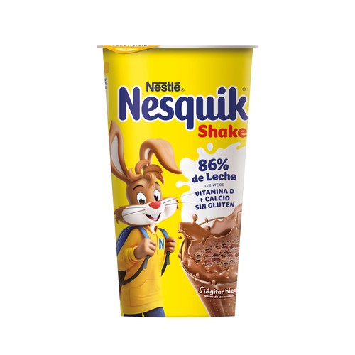 Bebida láctea de cacao cremoso con un 86% de leche desnatada NESQUIK Shake 180 ml.