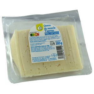 Imagen de PRODUCTO ECONÓMICO ALCAMPO Queso mezcla tierno (vaca - oveja) precortado 300 g.