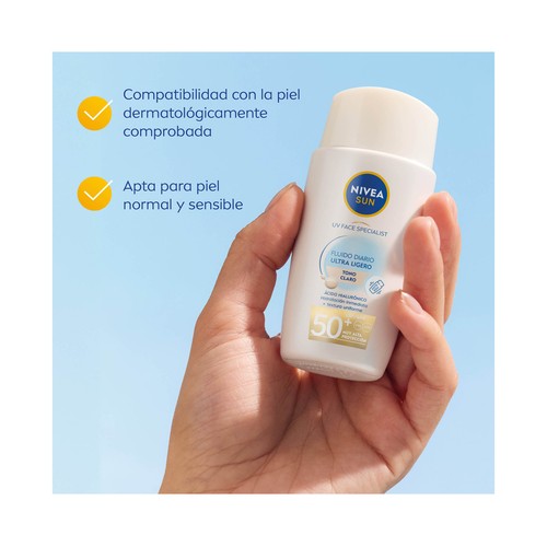 NIVEA Sun Fluido protector facial diario, tono claro con FPS 50+ (muy alto) 40 ml.