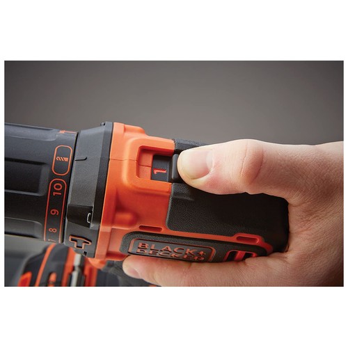 Taladro atornillador con batería litio 18V, 2 baterías y maletín, BLACK + DECKER BDCHD18KB.
