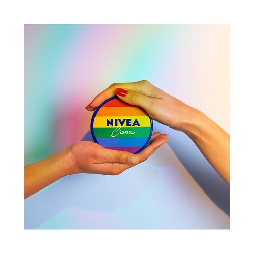 NIVEA Crema corporal hidratante multiusos 150 ml.