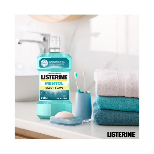 LISTERINE Enjuage bucal de uso diario sin alcohol, con flúor y sabor suave a mentol 250 ml.