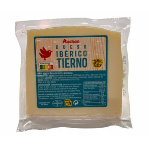 AUCHAN Queso mezcla tierno, cuña Producto Alcampo.