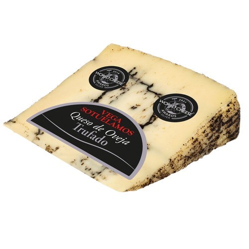 VEGA  SOTUELAMOS Cuña de queso de oveja con trufa, cuña.