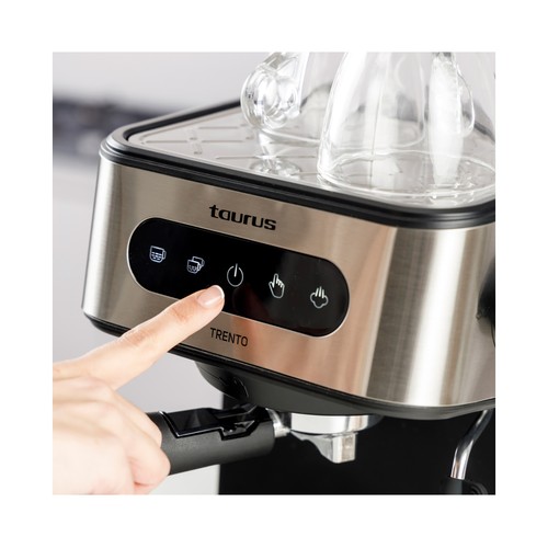 Cafetera espresso TAURUS Trento CM850D Inox, presión 20bar, café molido, 850W.