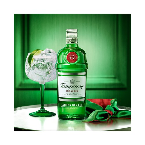 TANQUERAY Ginebra tipo London dry gin botella 70 cl.