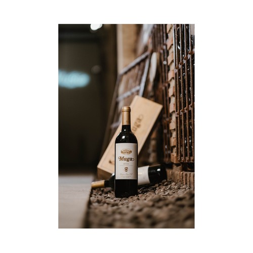 MUGA Vino tinto crianza con D.O. Ca. Rioja botella 75 cl.