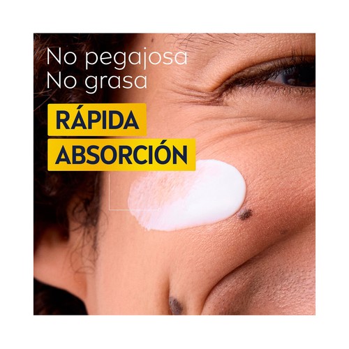 NIVEA Men sensitive Crema facial hidratante y portectora, sin alcohol y con FPS 15 75 ml.