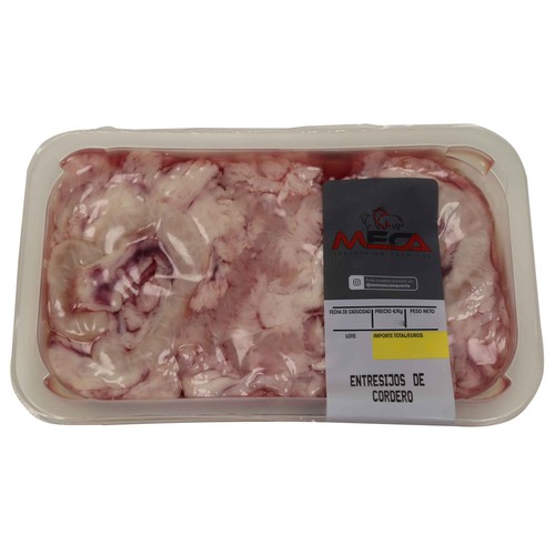 Bandeja con entresijos de cordero MECA