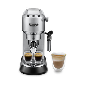 Cafetera espresso DE`LONGHI Dedica EC 685.M metal, presión 15 bar, café molido o monodosis, depósito 1,3L, calienta tazas.