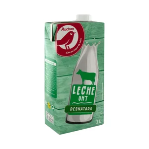 AUCHAN Leche desnatada de vaca 1 l. Producto Alcampo