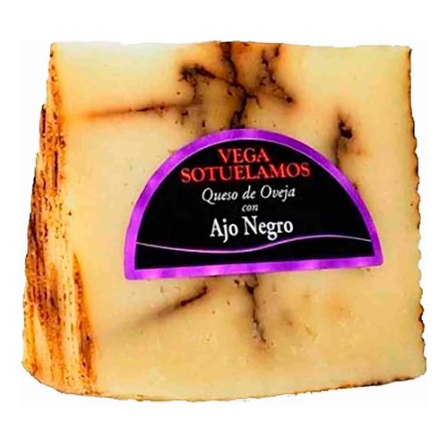 VEGA SOTUELAMOS Queso de oveja curado con ajo negro cuña de 200 g.