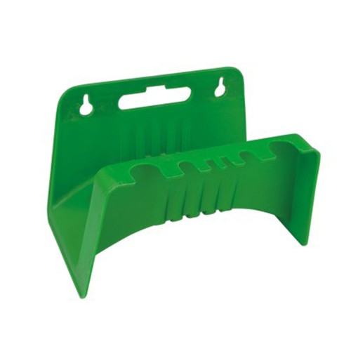 Soporte de plástico para manguera, con dos puntos de sujección para la pared y medidas de 25 x 25 x 15 centímetros IBERLUS.