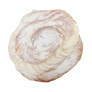 Ensaimada rellena de nata.