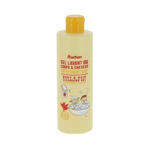 PRODUCTO ALCAMPO Gel y champú infantil para cuerpo y cabello con aroma a plátano y fresa 250 ml.
