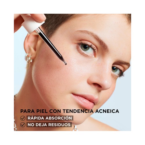 GARINER Pure active Sérum anti-imperfecciones con carbón, para pieles con tendencia acneica 30 ml.