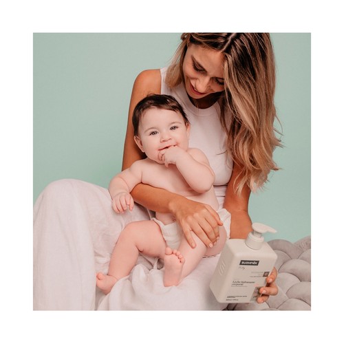 SUAVINEX Baby Loción corporal hidratante y nutritiva, suavemente perfumada 500 ml.