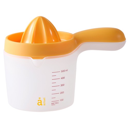Exprimidor de plástico con vaso medidor 18cm, capacidad 0,5L., ACTUEL.