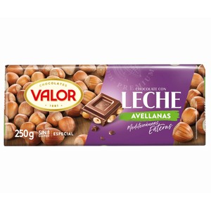 Chocolate con leche con avellanas enteras 250 g.