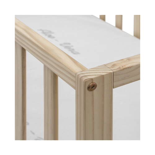 Cuna básica de madera de pino de 122x63x88,5cm INTERBABY.