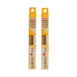 PRODUCTO ALCAMPO Cepillo de dientes clásico con mango de bambú natural y filamentos de dureza media.