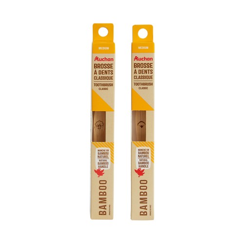 PRODUCTO ALCAMPO Cepillo de dientes clásico con mango de bambú natural y filamentos de dureza media.