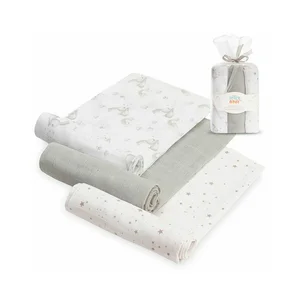 Pack de 3 gasas, diseño de conejitos y estrellas, color gris, INTERBABY.