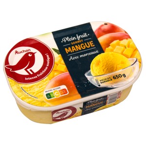 Imagen de AUCHAN Tarrina de sorbete con mango y preparado de trozos de mango 1 l. Producto Alcampo