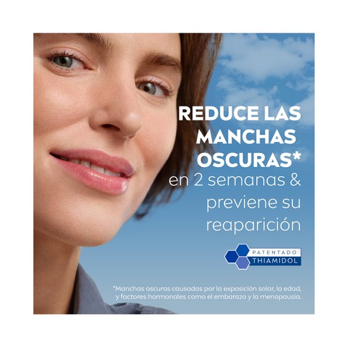 NIVEA Cellular luminous 630º Crema de día para la eliminación de las manchas de la piel con FPS 50 40 ml.