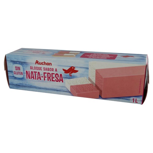 AUCHAN Bloque de helado con sabor a nata y fresa 1 l. Producto Alcampo