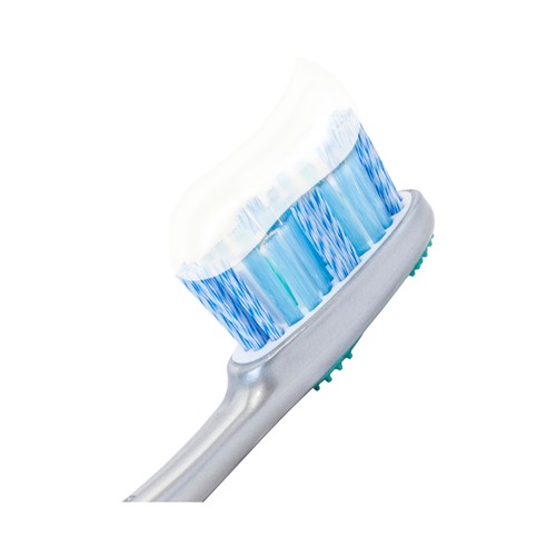 COLGATE Pasta de dientes blanqueadora, sabor menta fresca 75 ml.