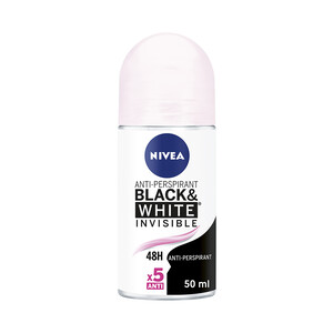 Imagen de NIVEA Black & white invisible Desodorante roll on para mujer con fórmula anti manchas 50 ml.