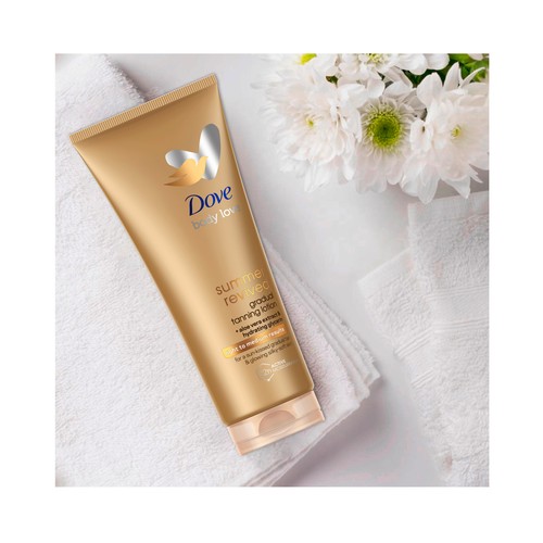 DOVE Loción autobronceadora con extracto de aloe vera y glicerina DOVE Body lobe 200 ml.