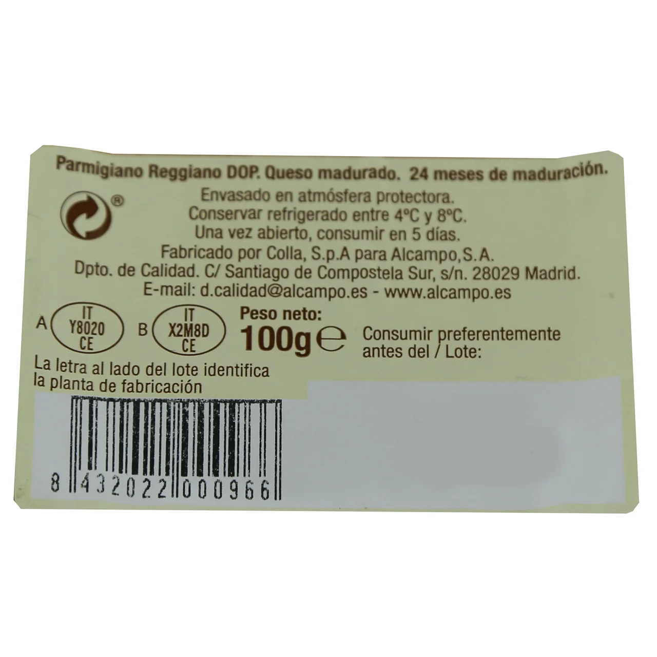 AUCHAN Queso en escamas Parmegiano Reggiano 100 g. Producto Alcampo
