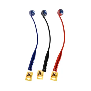 PRODUCTO ALCAMPO Lanzador de 65 cm. de pelotas de tenis.