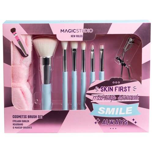 MAGIC STUDIO New rules Estuche con accesorios para maquillaje.