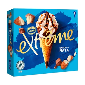 EXTRÈME de Nestlé Conos de helado de nata con almendra caramelizada y salsa de chocolate 6 x 110 ml.